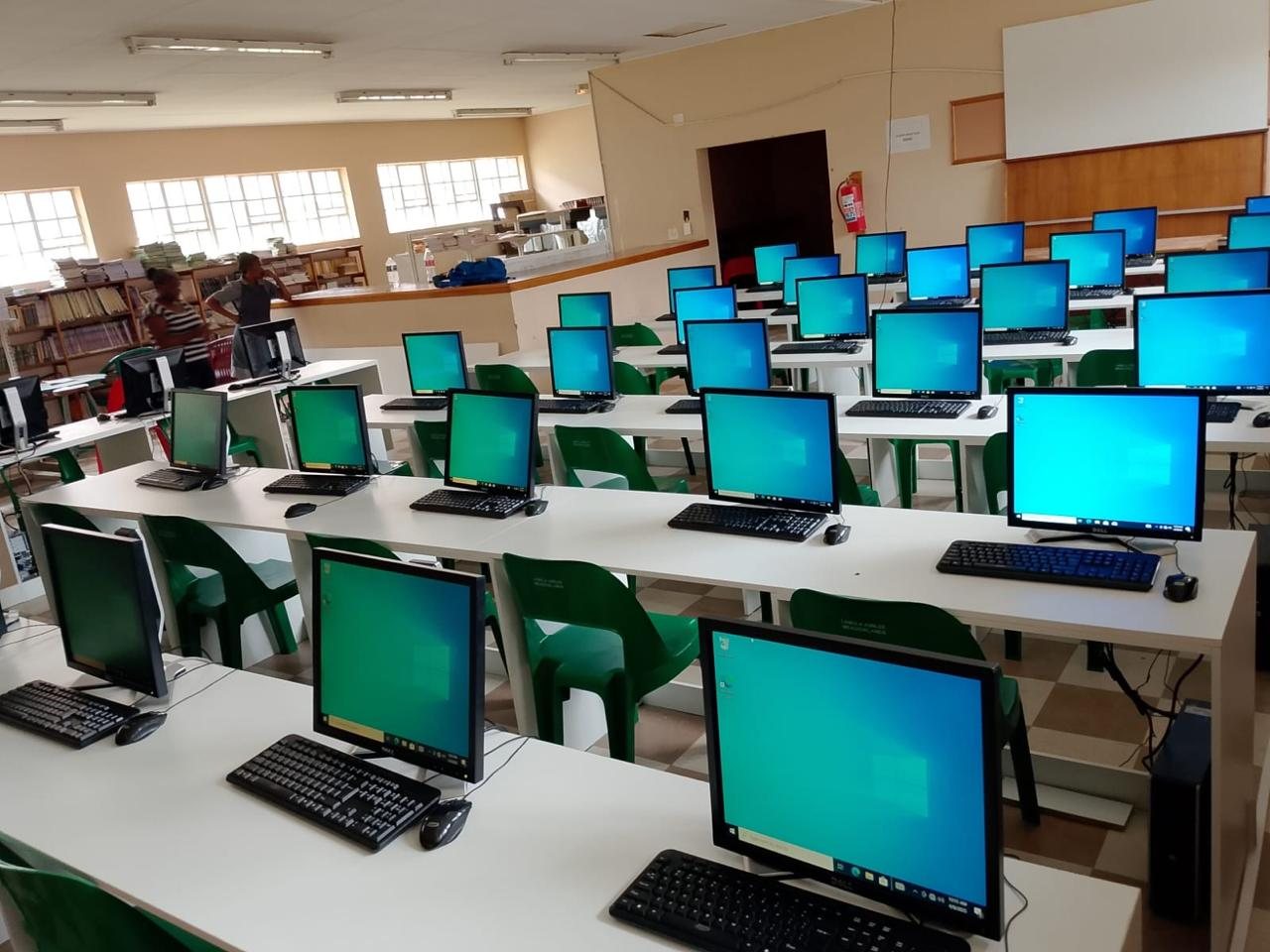 A computer-lab installation from Sima’s photo library